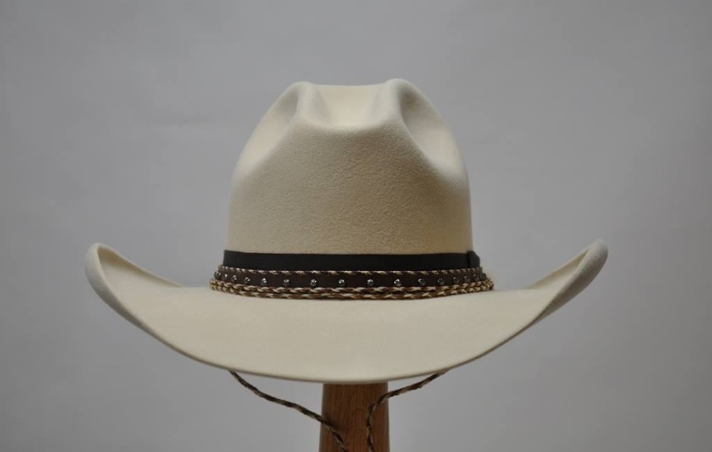 White Grass & Golden Wind