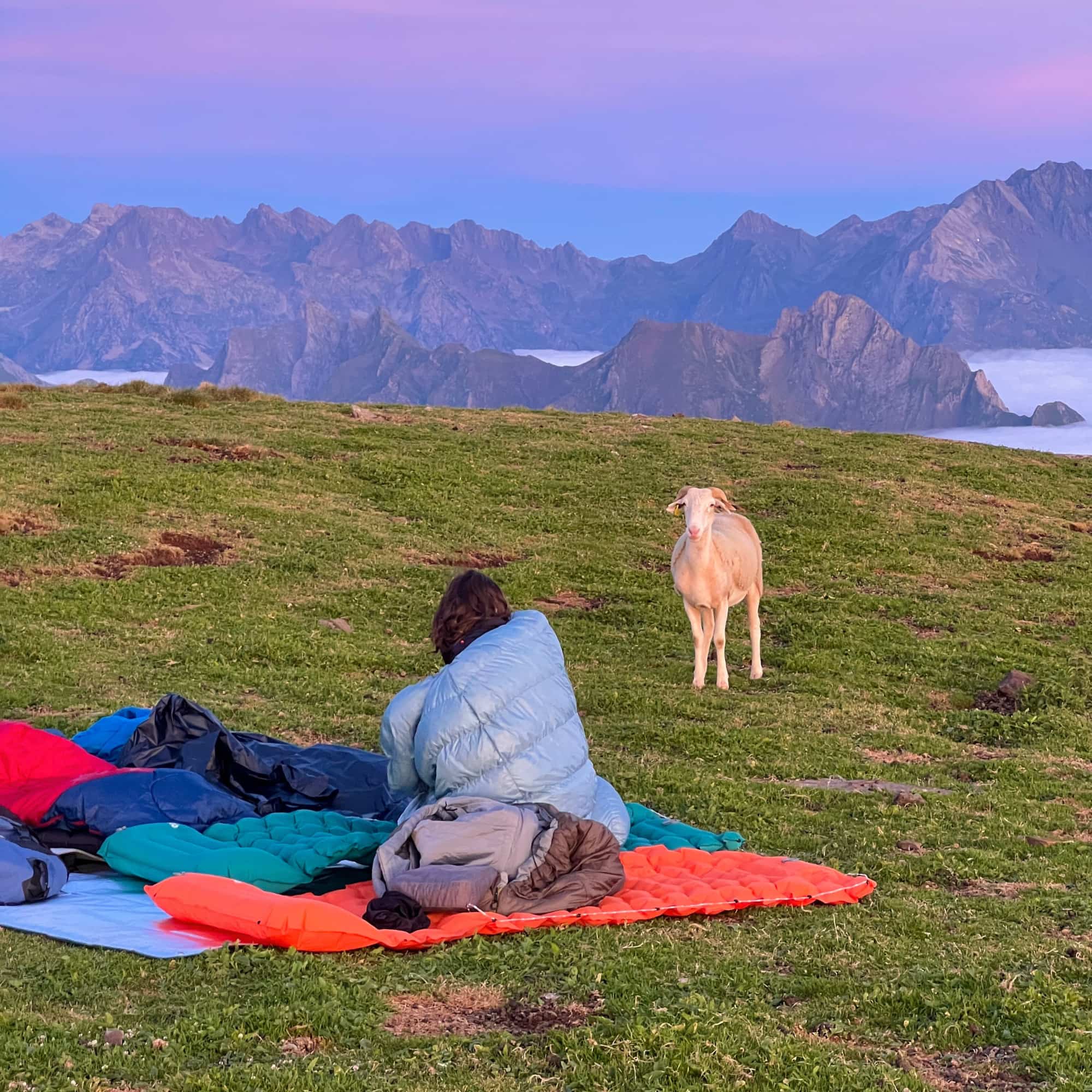  Inflatable Sleeping Pad
