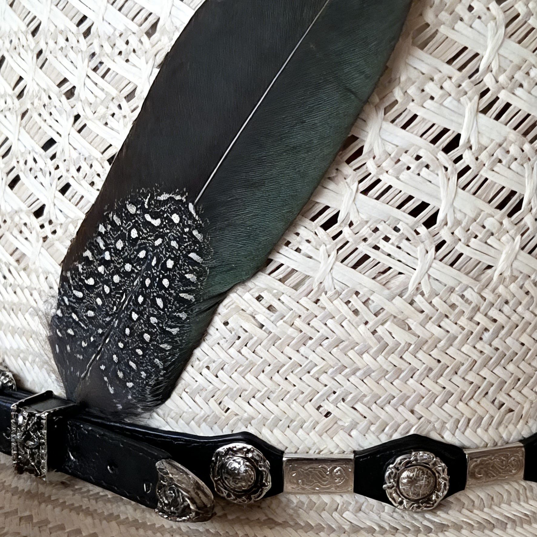 Color Embroidery Hedge