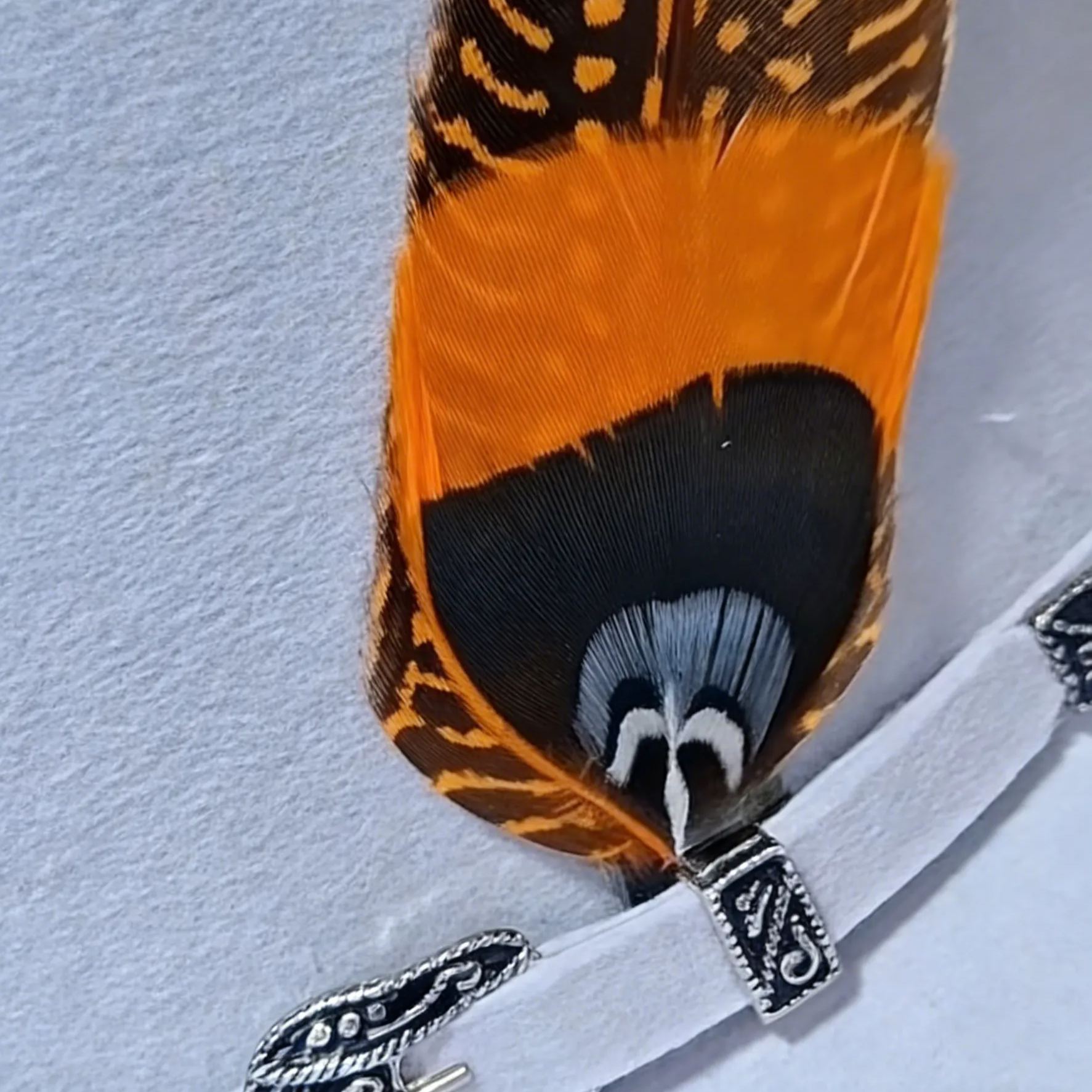 Moon White Silver Loop