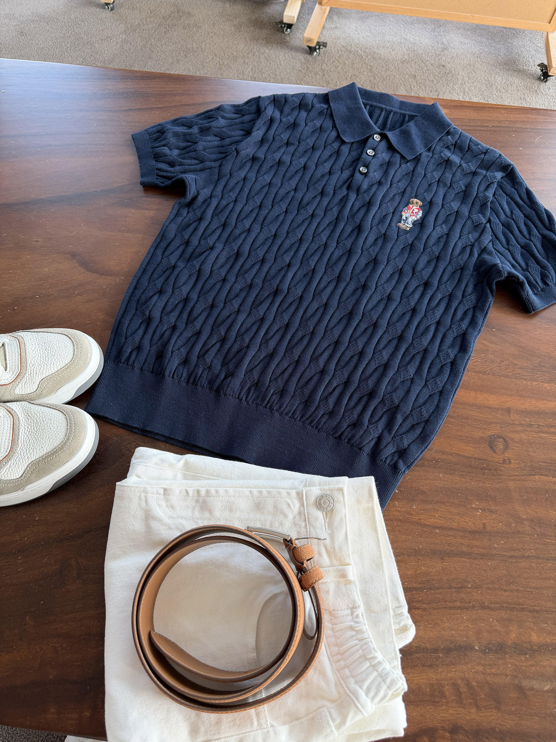 Men’s Short Sleeve Cable Knit Polo Shirt – Bear Print