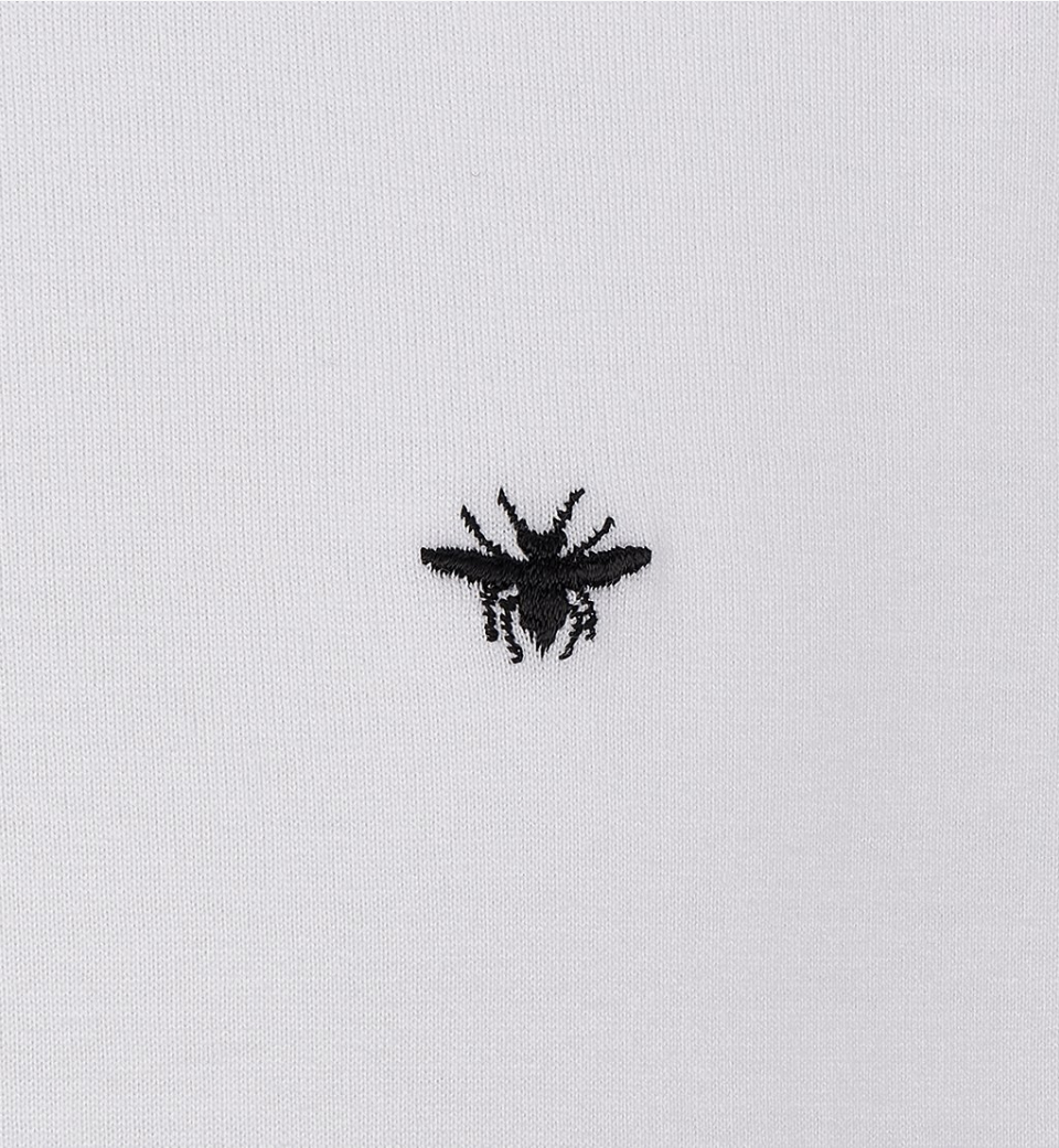 Minimalist Bee Embroidered T-Shirt – Casual Cotton Tee