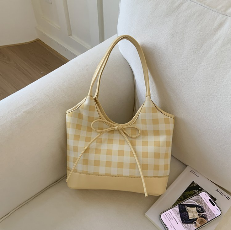 239.9 USD - Charming, Fashionable and Soft Shoulder Bag