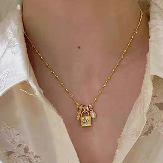 Jewelry 59.9 USD Link -Click here