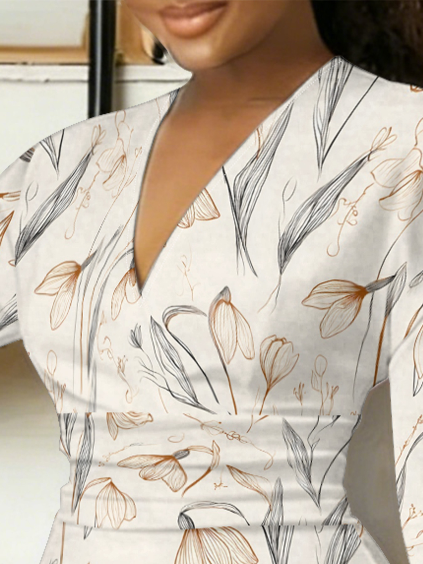 Elegant Line Art Tulip V-Neck Bodycon Midi Dress