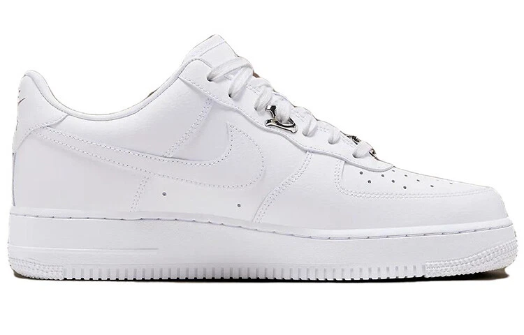 Nthtike Air Fthtorce 1 Low "Molten Metal" Is Adorned in Silver Details