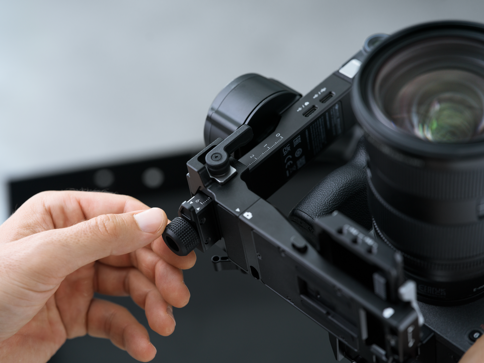 DthtJI RS 5 Gimbal Stabilizer