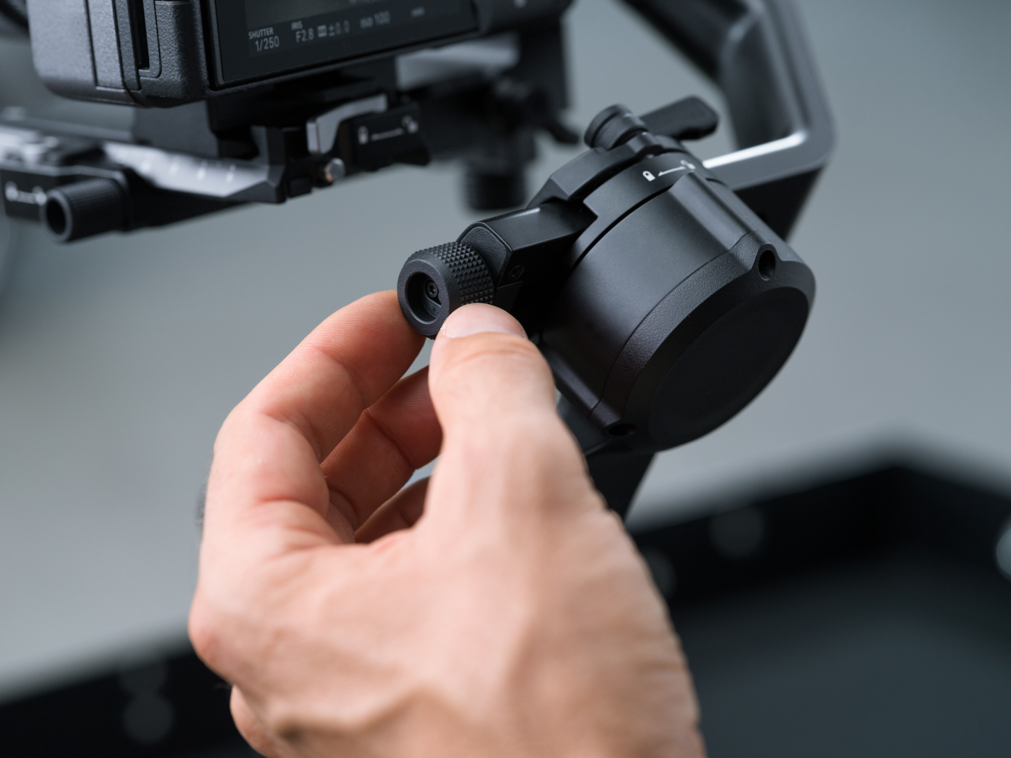 DthtJI RS 5 Gimbal Stabilizer