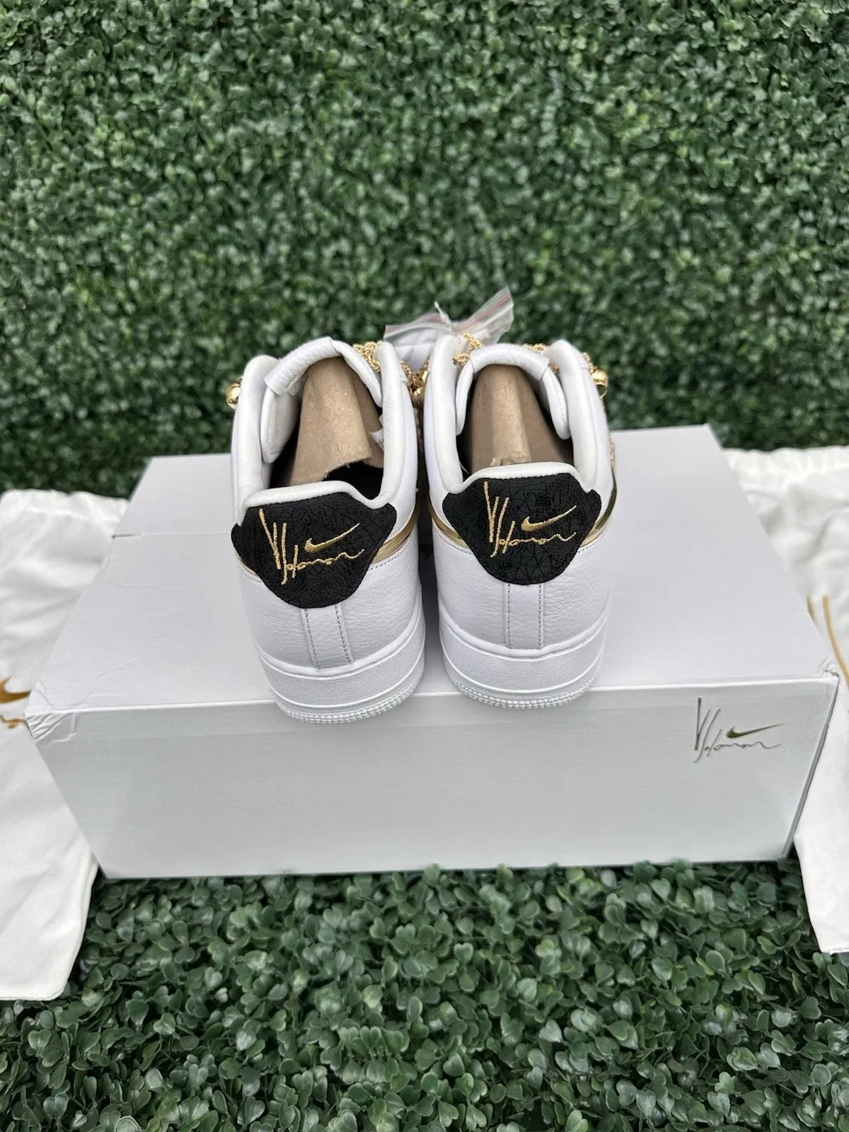 Nithtke Athtir Forcthte 1 x Victor Solomon Trophies Collection  “Sunset Strip” white Gold