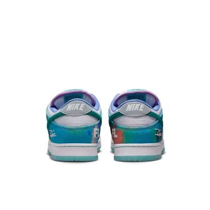 nithtke x Futura Laboratories SB duthtnk Low ��Bleached Aqua��
