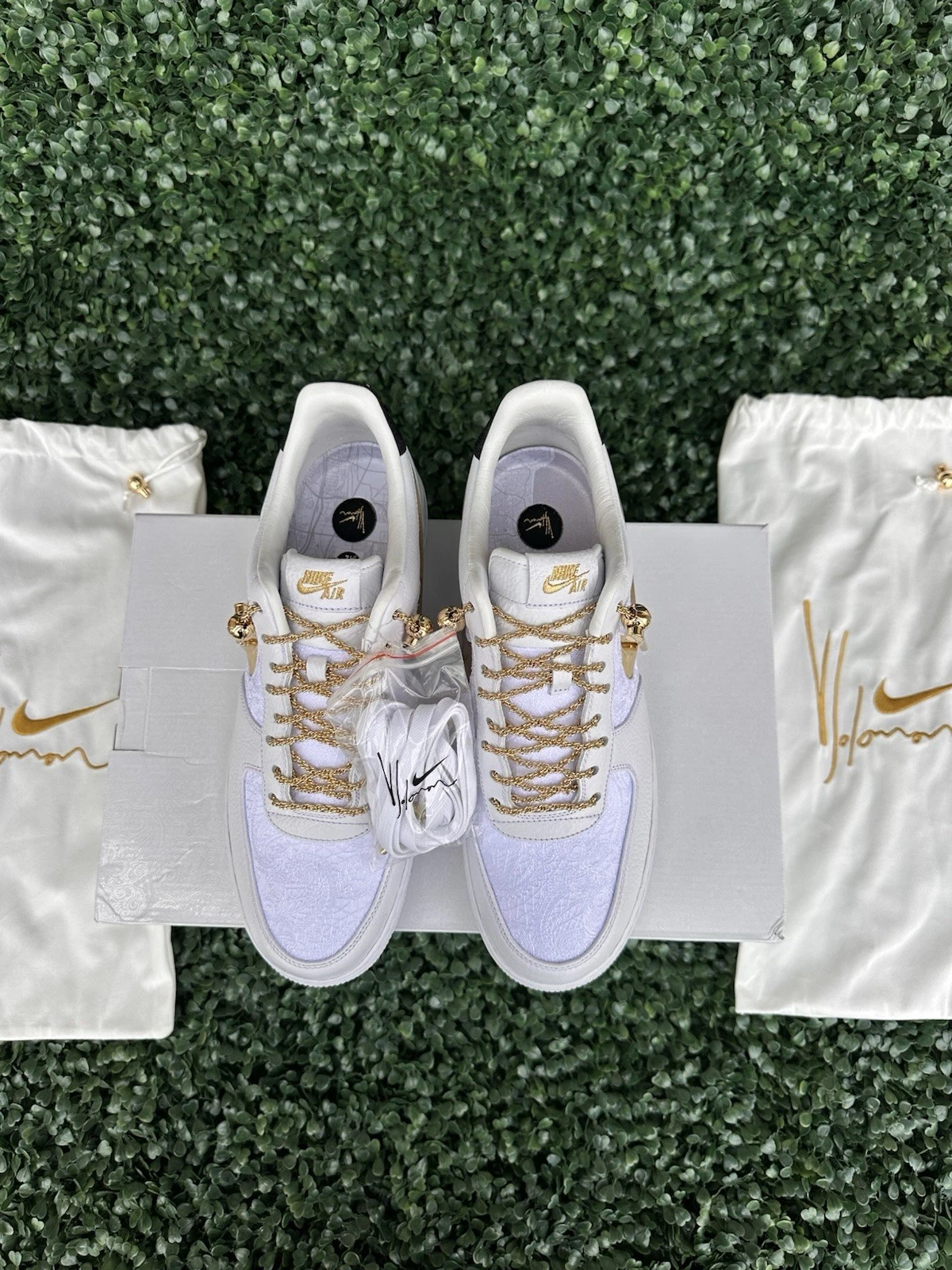 Nithtke Athtir Forcthte 1 x Victor Solomon Trophies Collection  “Sunset Strip” white Gold