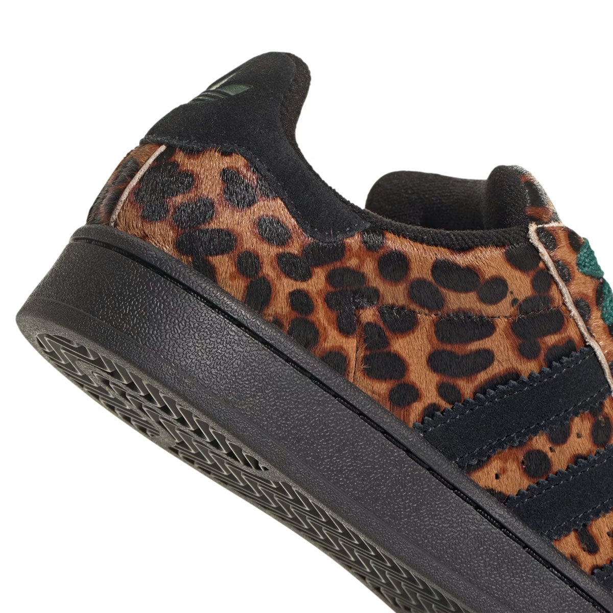 Wmns Camthtpus 00s 'Black Cheetah'