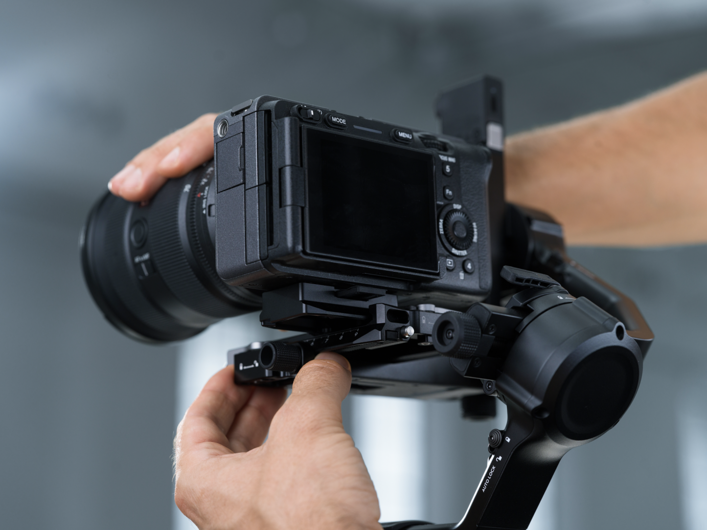 DthtJI RS 5 Gimbal Stabilizer