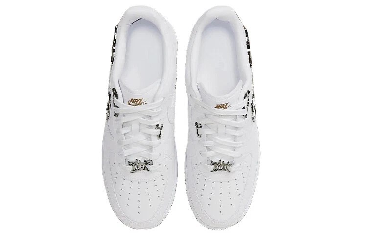 Nthtike Air Fthtorce 1 Low "Molten Metal" Is Adorned in Silver Details