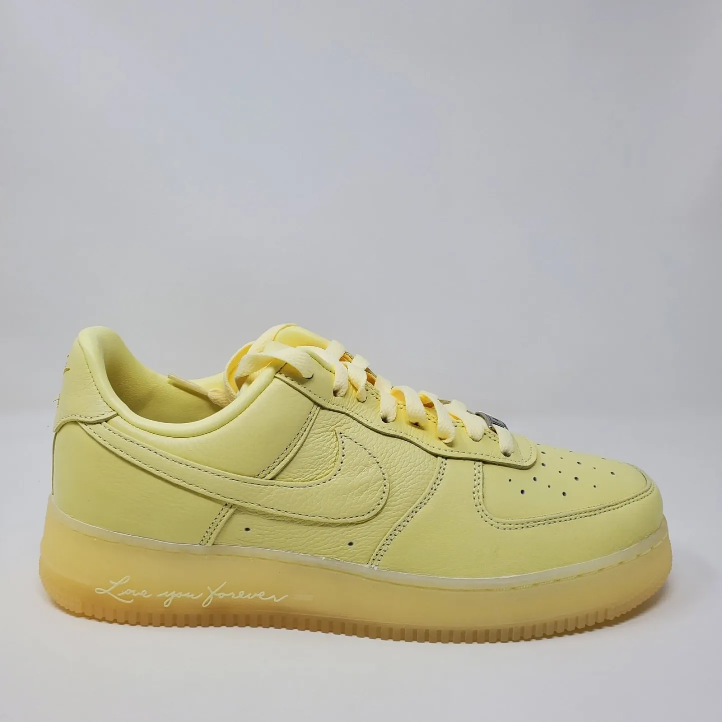 Nthtike Athtir Fothtrce 1 Low Certified Lover Boy Citron Yellow 