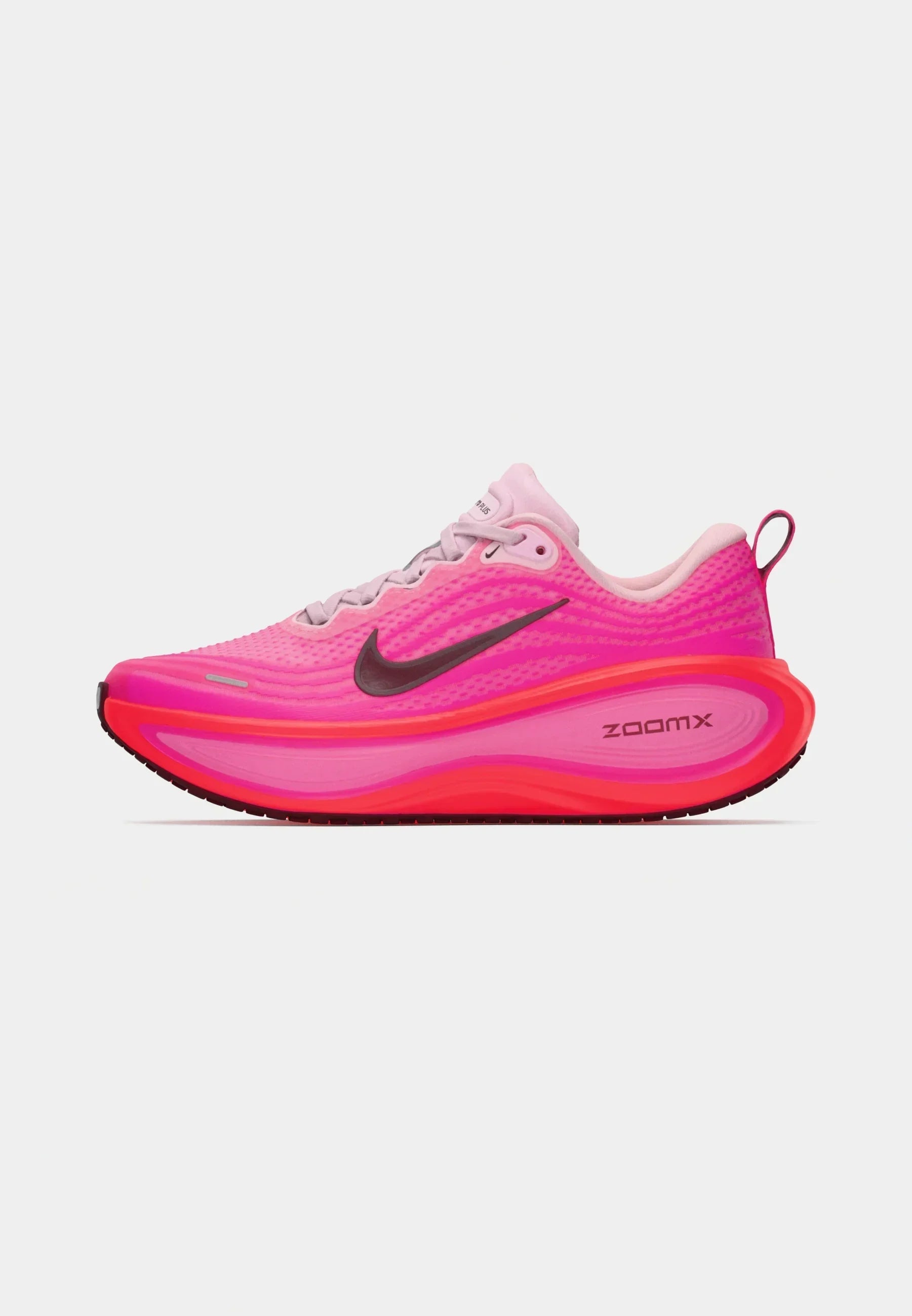 VOMERO PLUS - Running shoes