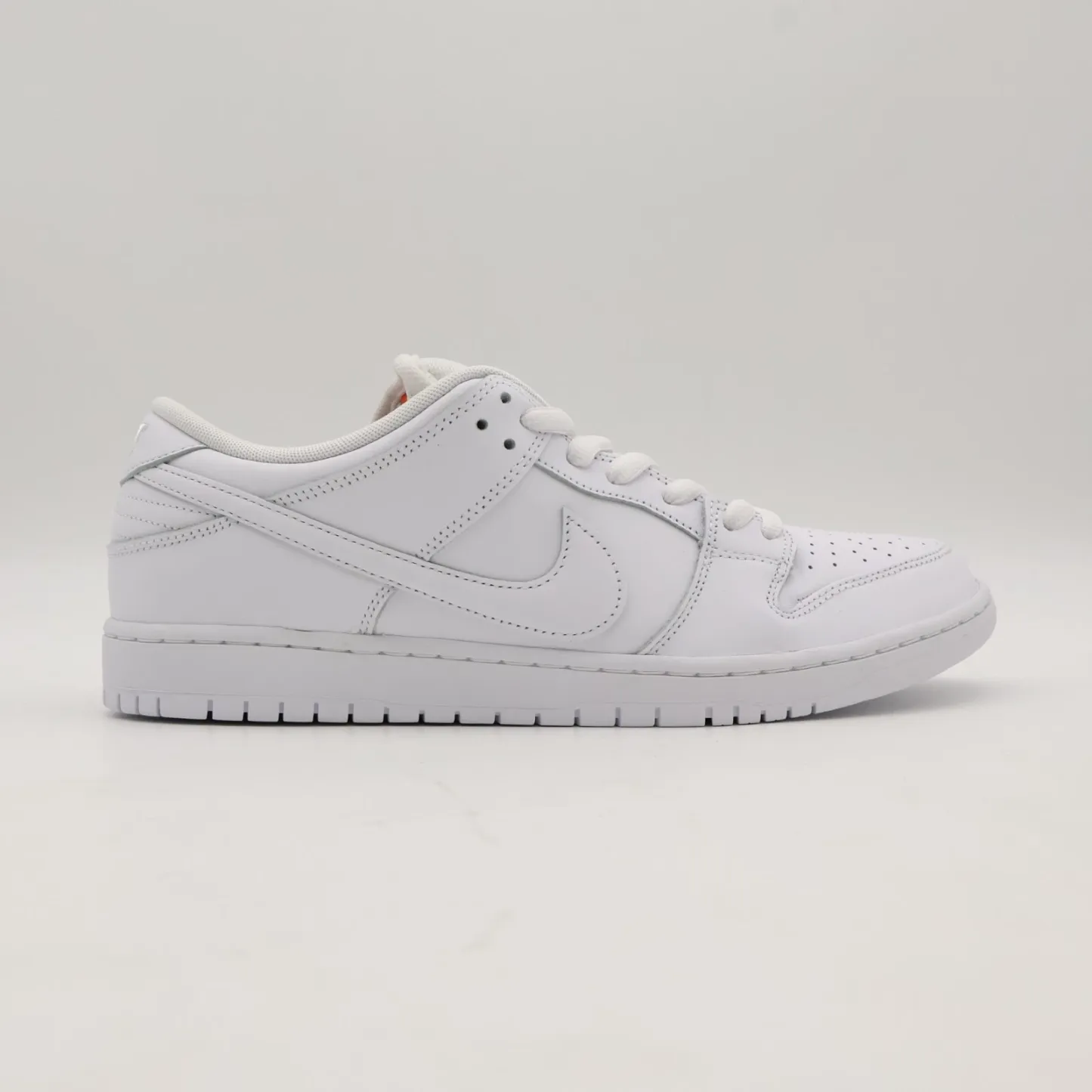 FJ1674-100 Nthtike SB Dunk Low Pro ISO Triple White