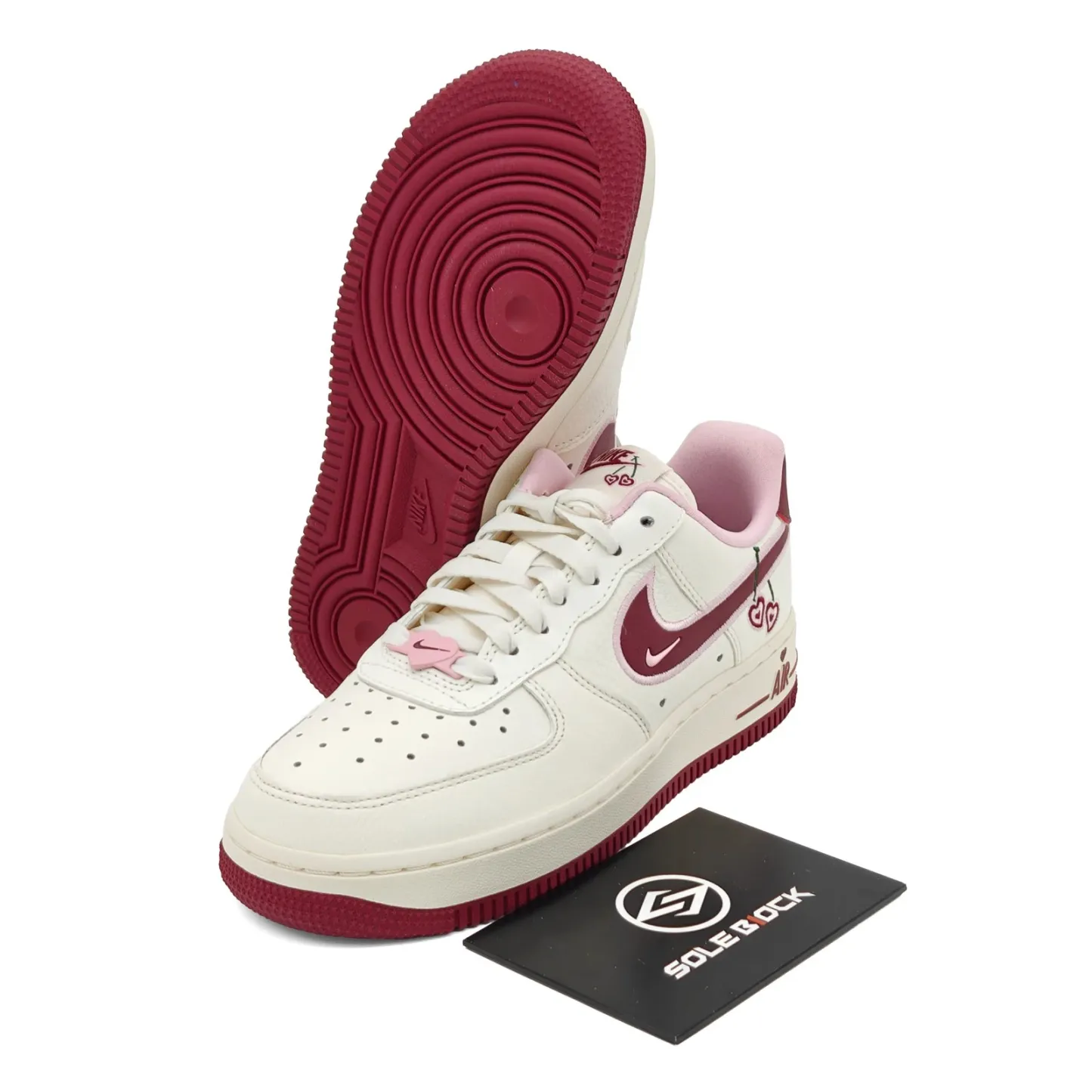 Nithtke Aithtr Fothtrce 1 Low Valentine's Day 2023 Women's FD4616-161