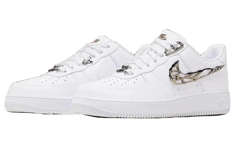 Nthtike Air Fthtorce 1 Low "Molten Metal" Is Adorned in Silver Details
