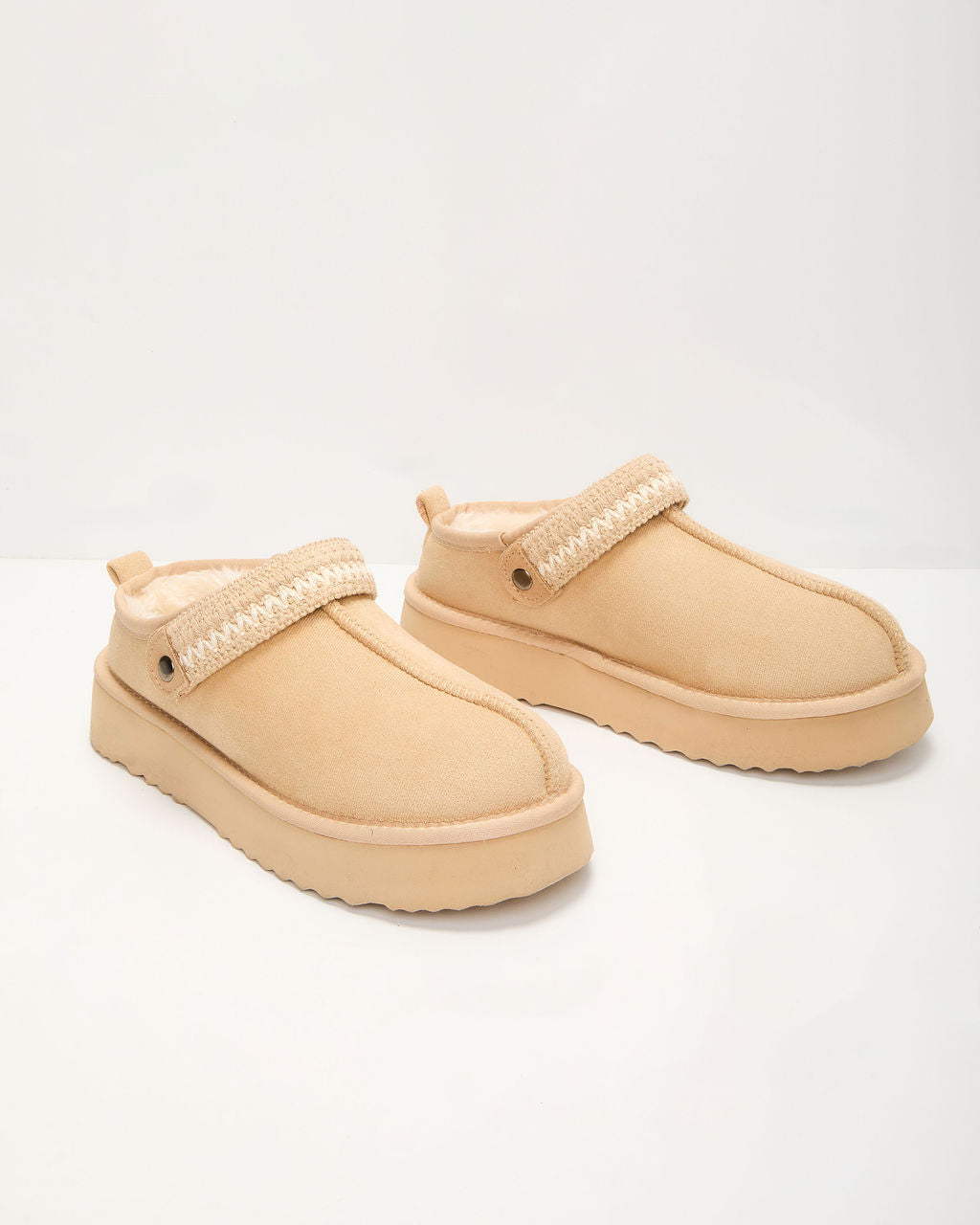 Selena Platform Slippers-Vogue Logic