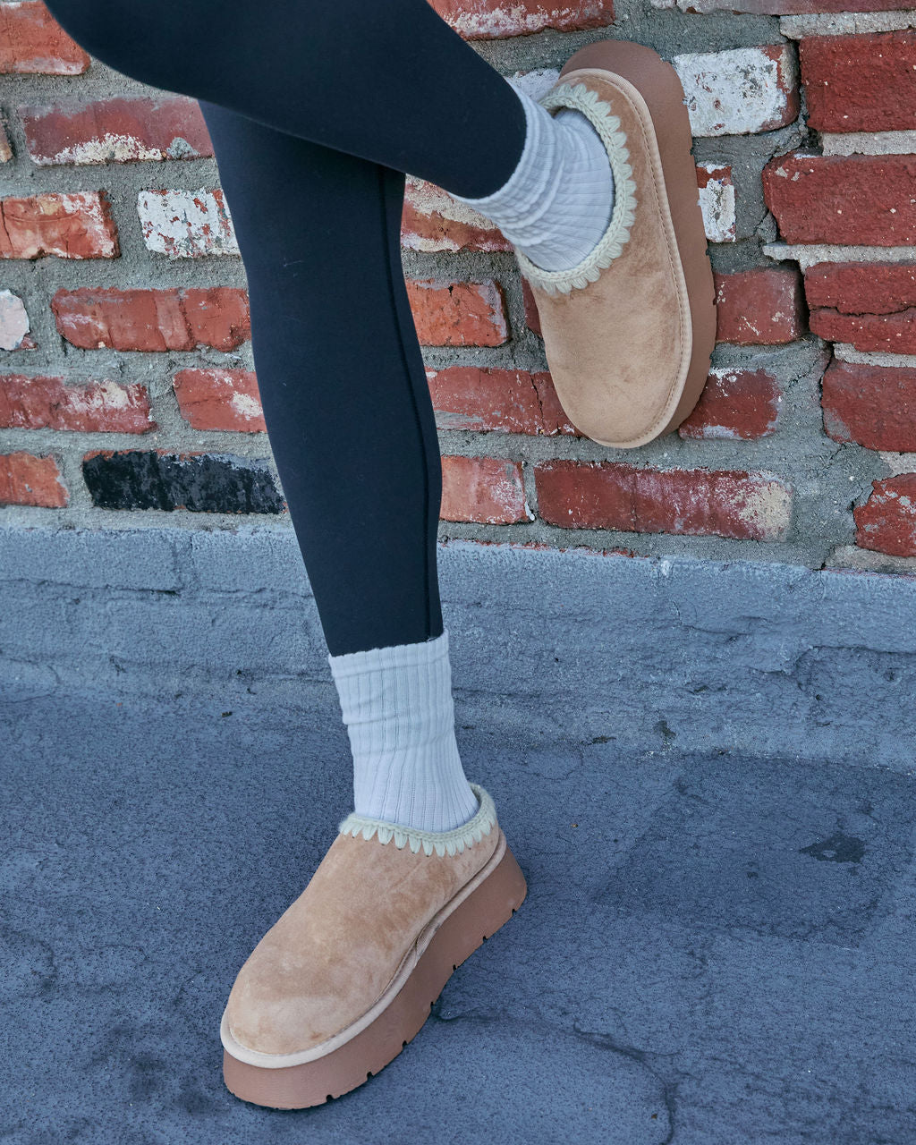 Emberlane Embroidered Platform Mules-Vogue Logic