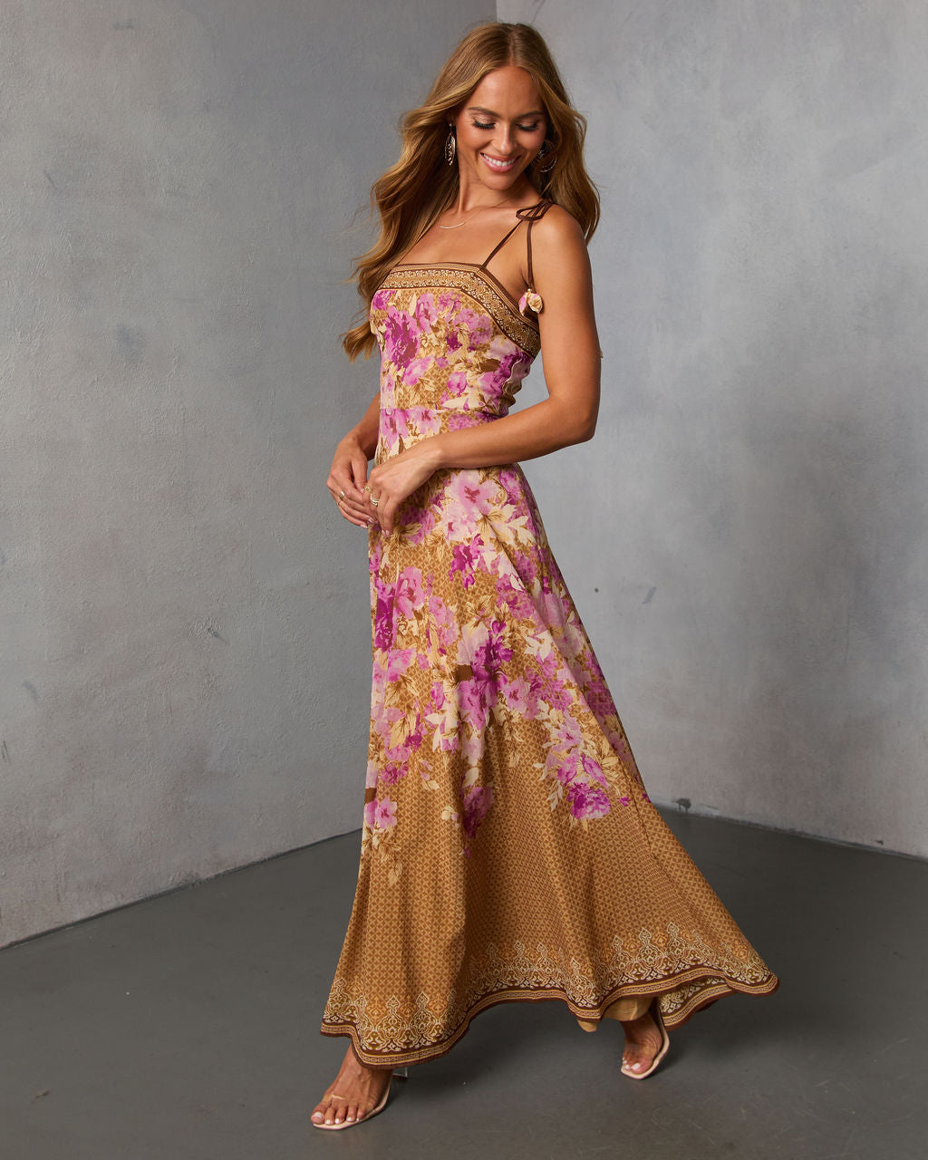 Solienne Printed Fit and Flare Maxi Dress-Vogue Logic