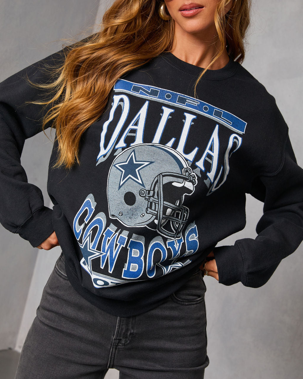 Dallas Cowboys Long Sleeve Graphic Tee-Vogue Logic