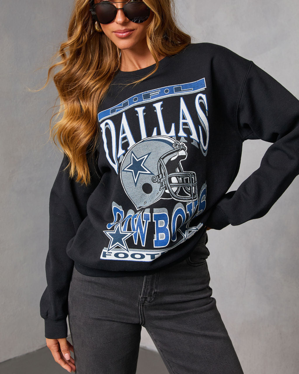 Dallas Cowboys Long Sleeve Graphic Tee-Vogue Logic
