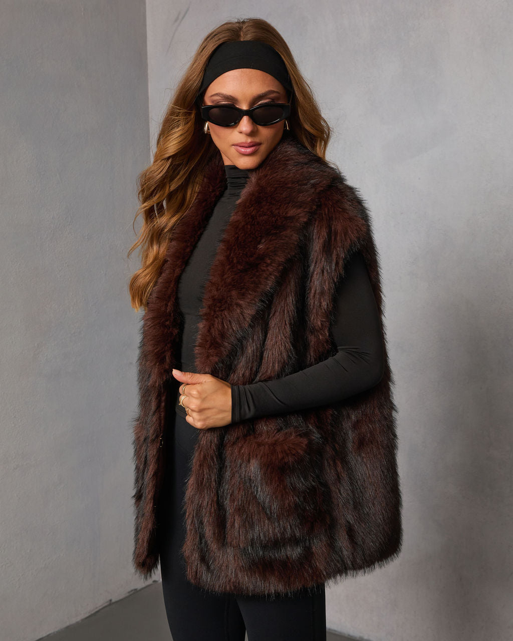 Frosted Berry Faux Fur Vest-Vogue Logic