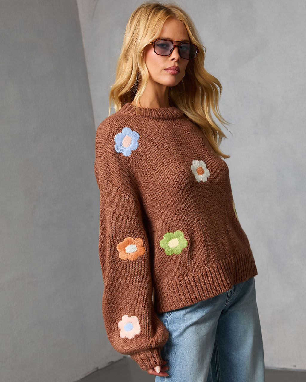 Garden Crest Embroidered Knit Floral Sweater-Vogue Logic