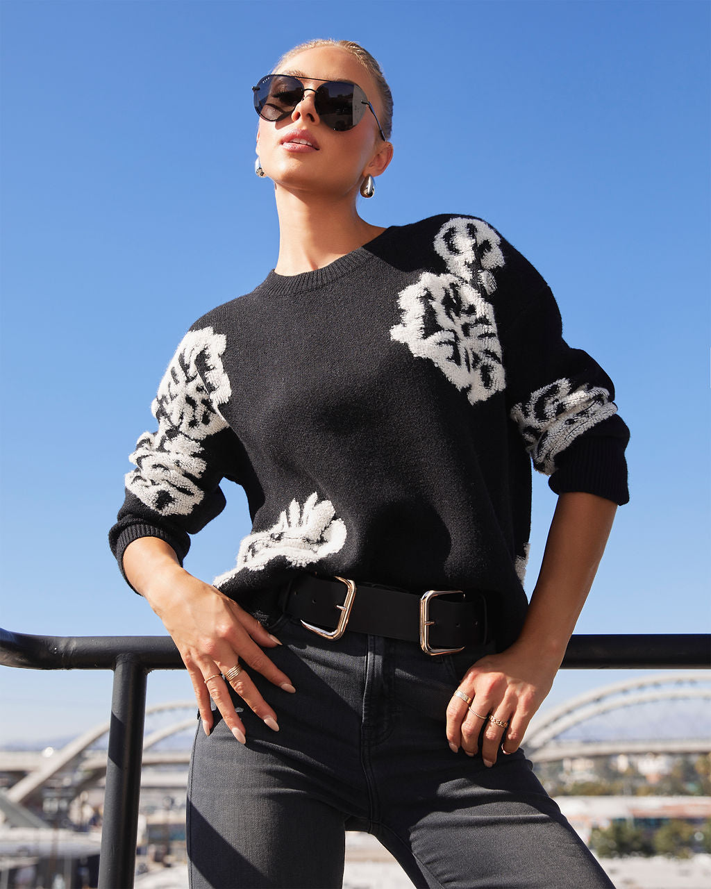 Copeland Floral Contrast Pullover Sweater-Vogue Logic