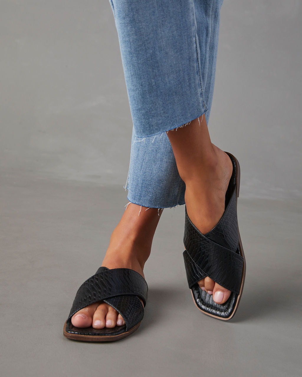 Avena Croc Embossed Slide Sandals-Vogue Logic