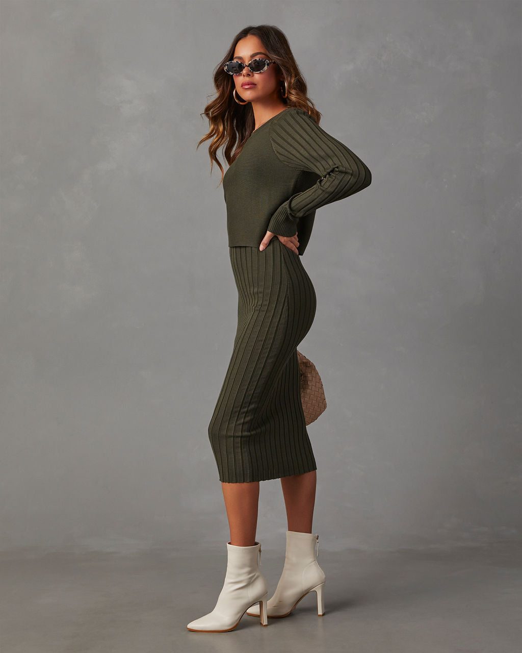 Full Of Surprises Ribbed Knit Midi Dress-Vogue Logic