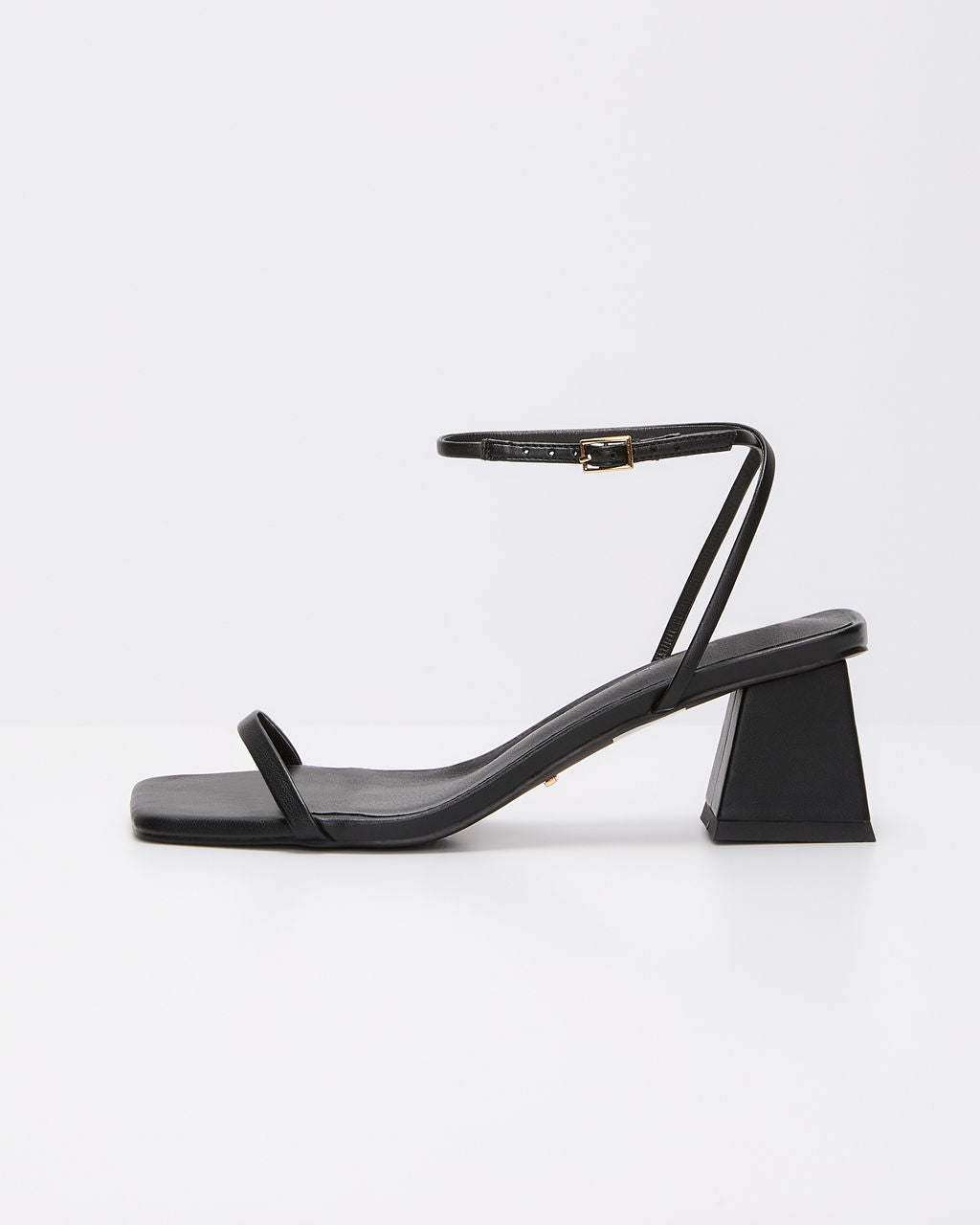 Good Mix Strap Block Heel-Vogue Logic