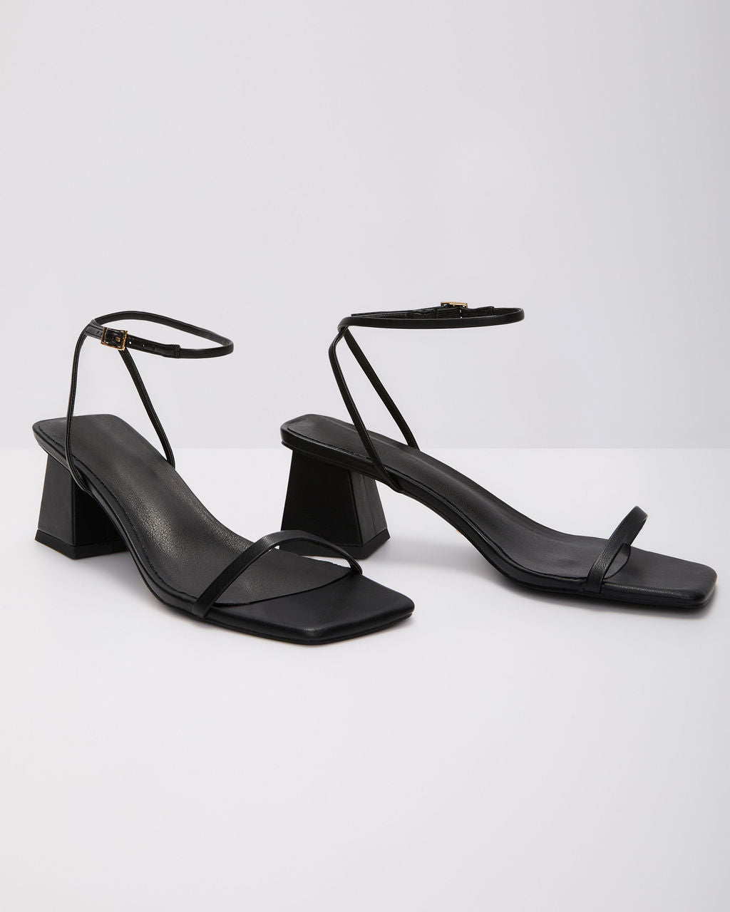 Good Mix Strap Block Heel-Vogue Logic