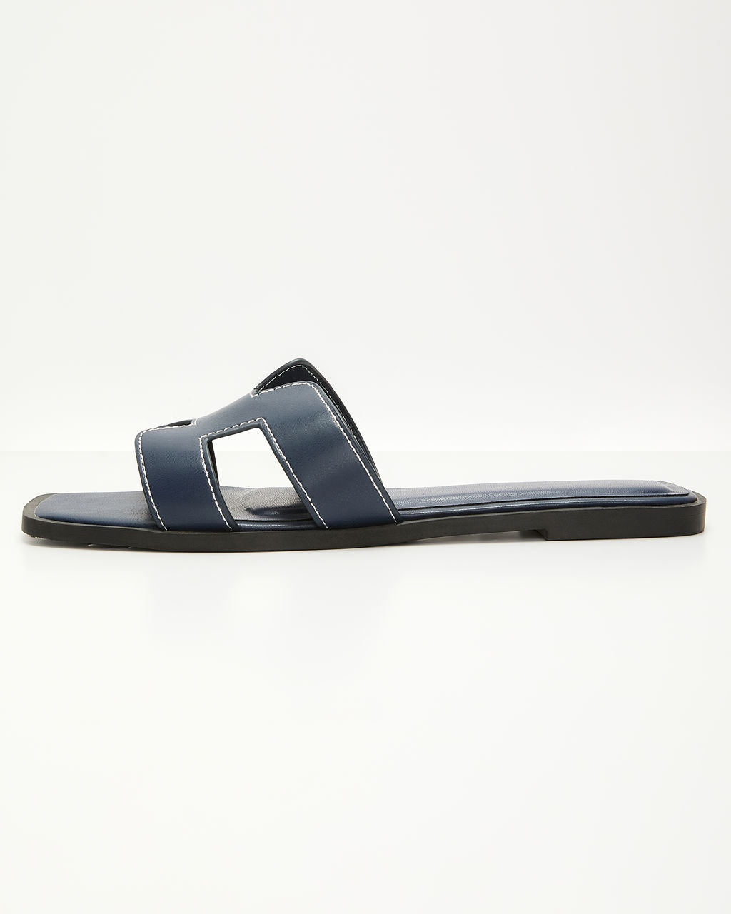 Gordy Flat Sandal-Vogue Logic