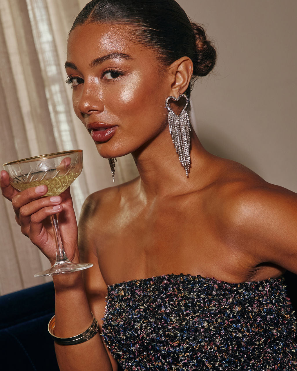 Soft Chimes Heart Fringe Earrings-Vogue Logic