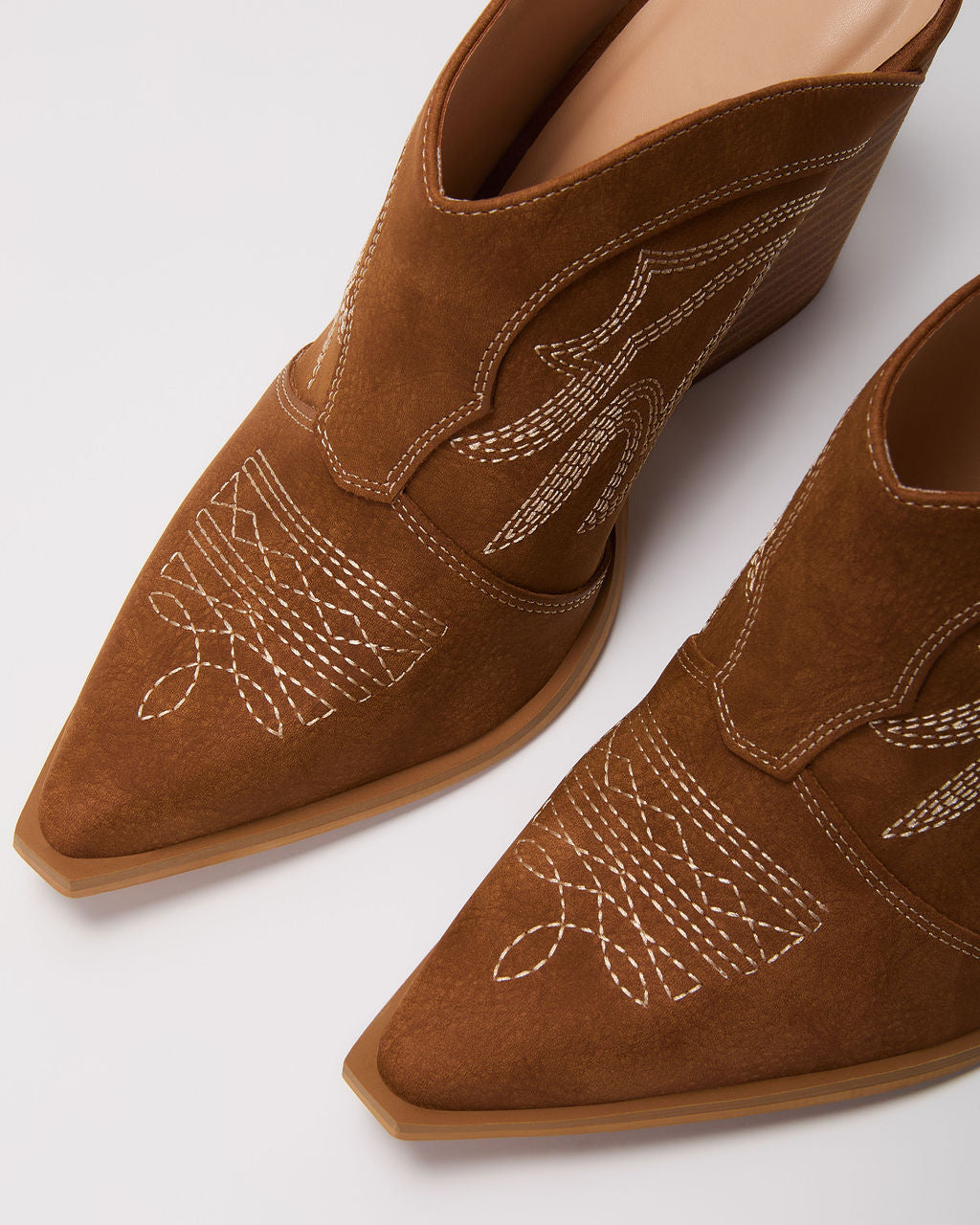 Wild One Western Mule-Vogue Logic