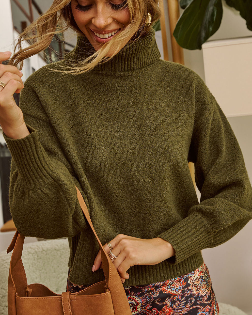 Sweater Weathered Turtleneck Sweater-Vogue Logic
