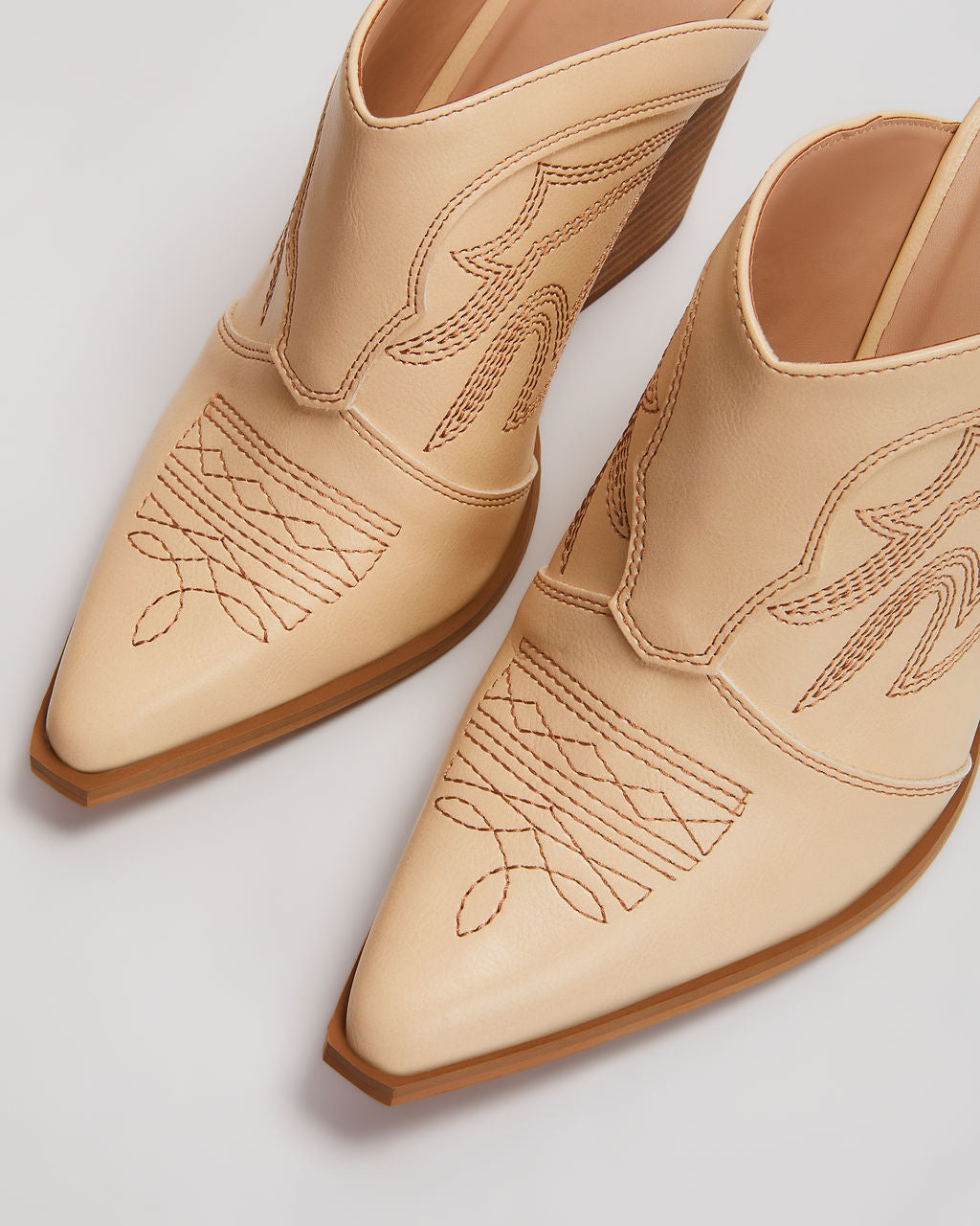 Wild One Western Mule-Vogue Logic