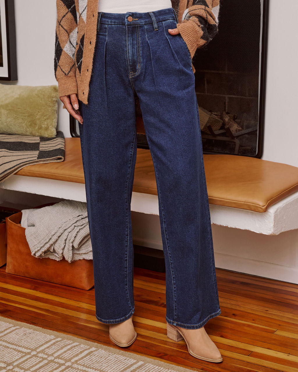 Ruey Pleated Stretch Denim Jeans-Vogue Logic