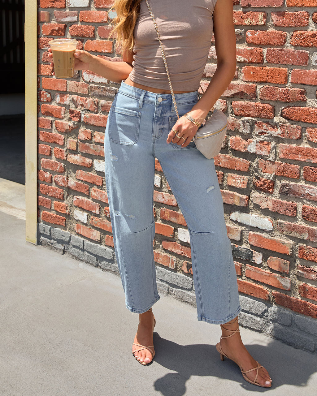 Eveline Stretch Lightly Distressed Barrel Jeans-Vogue Logic