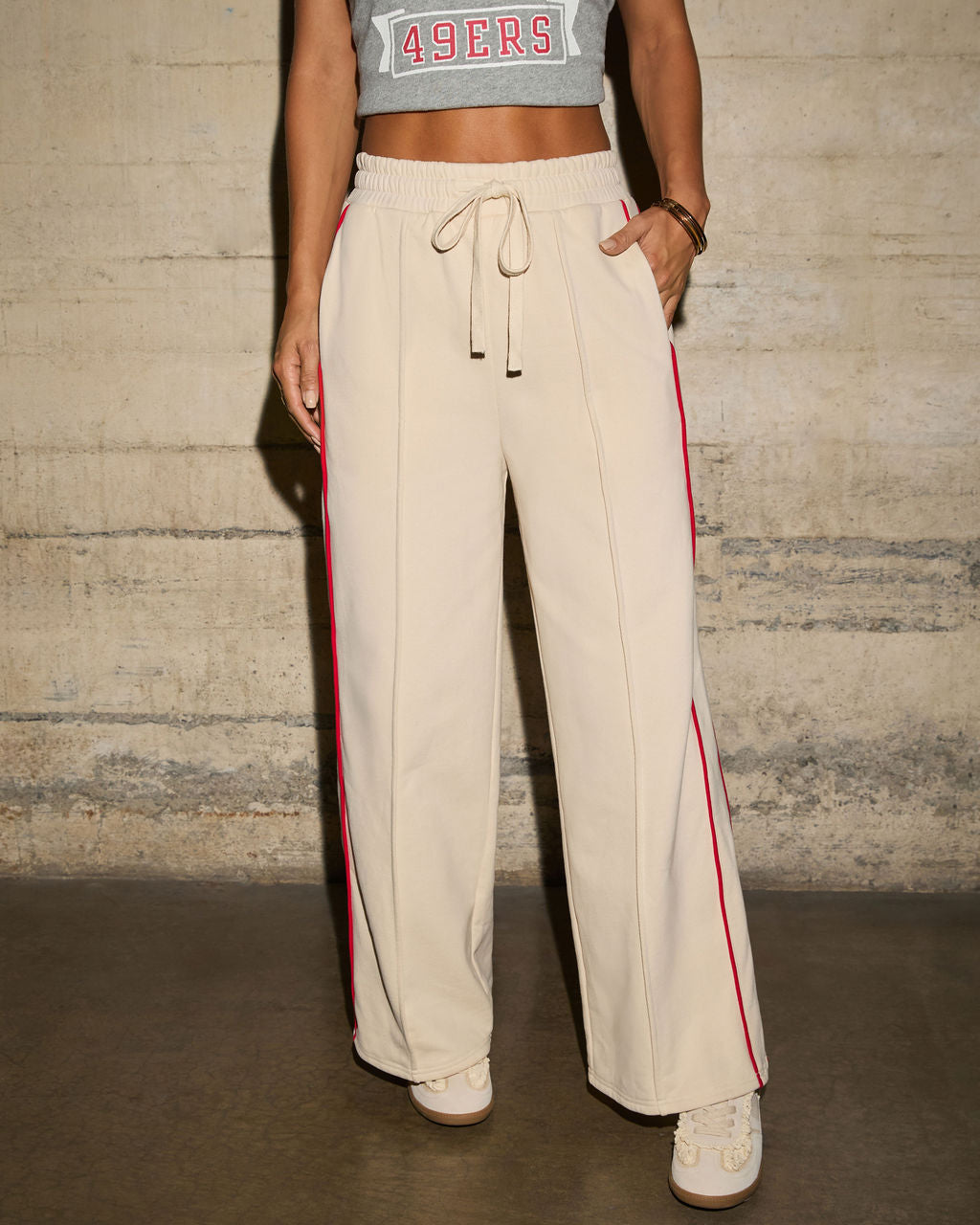 Weekend Winwear Contrast Striped Sweatpants-Vogue Logic