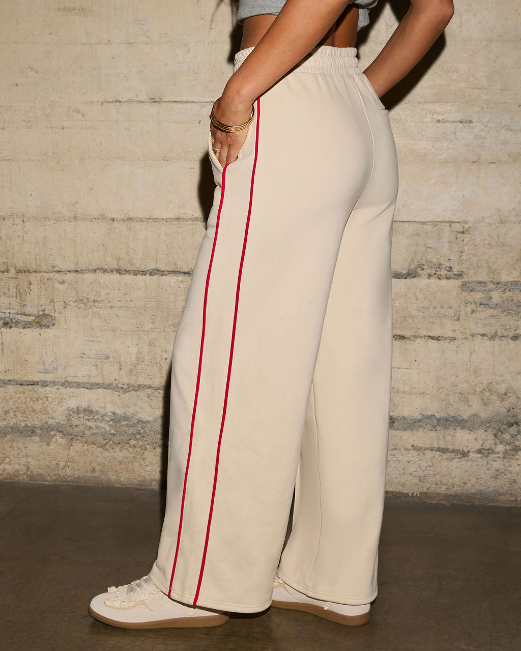 Weekend Winwear Contrast Striped Sweatpants-Vogue Logic