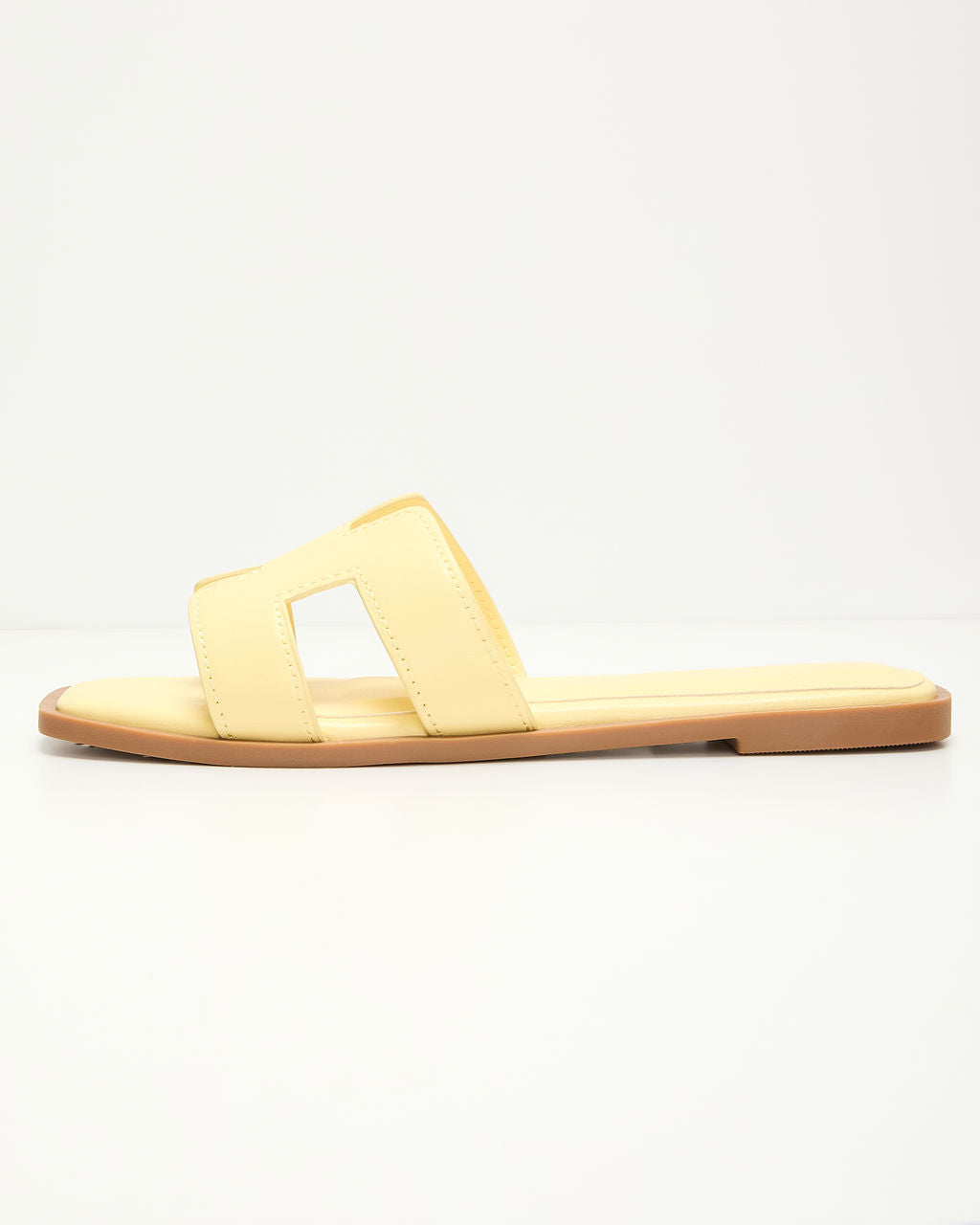 Gordy Flat Sandal-Vogue Logic