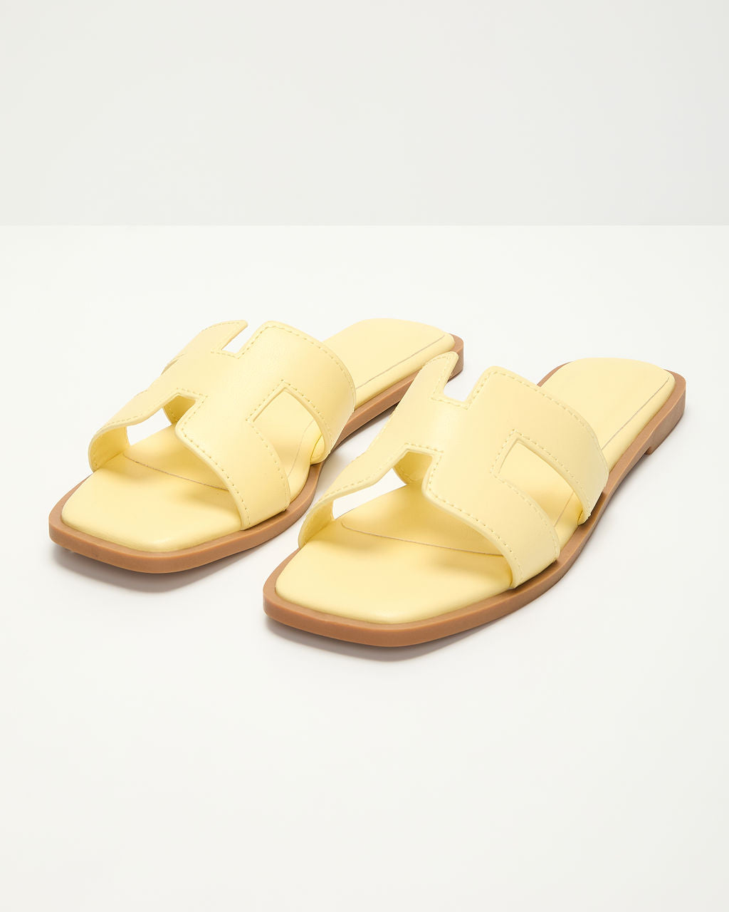 Gordy Flat Sandal-Vogue Logic