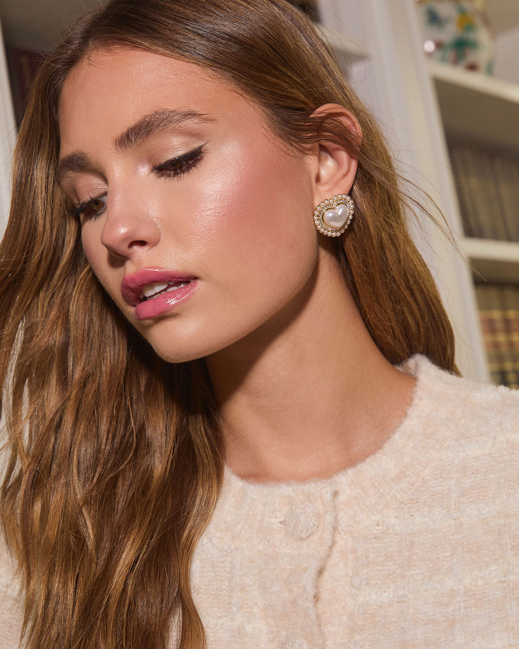 Stole My Heart Gold Pearl Heart Studs-Vogue Logic