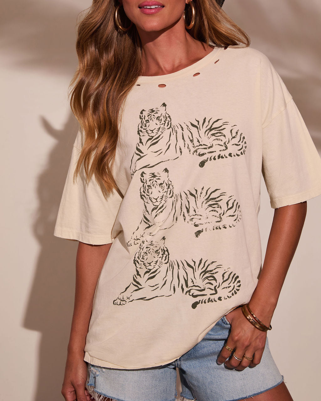 Savanna Nights Short Sleeve Graphic Tee-Vogue Logic