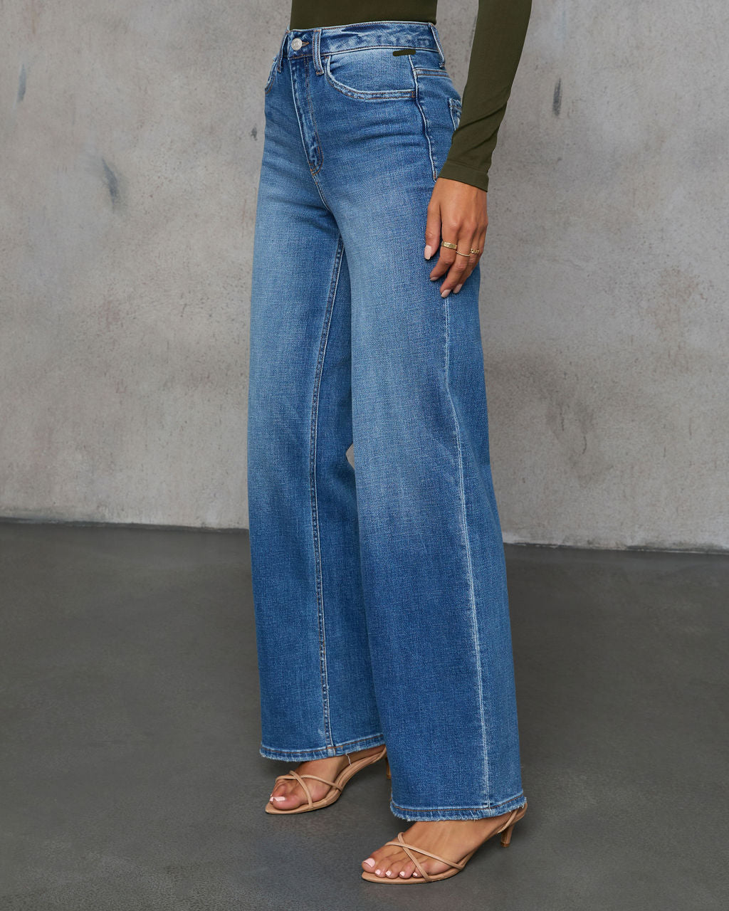 Silverstone 90's Vintage Wide Leg Jeans-Vogue Logic