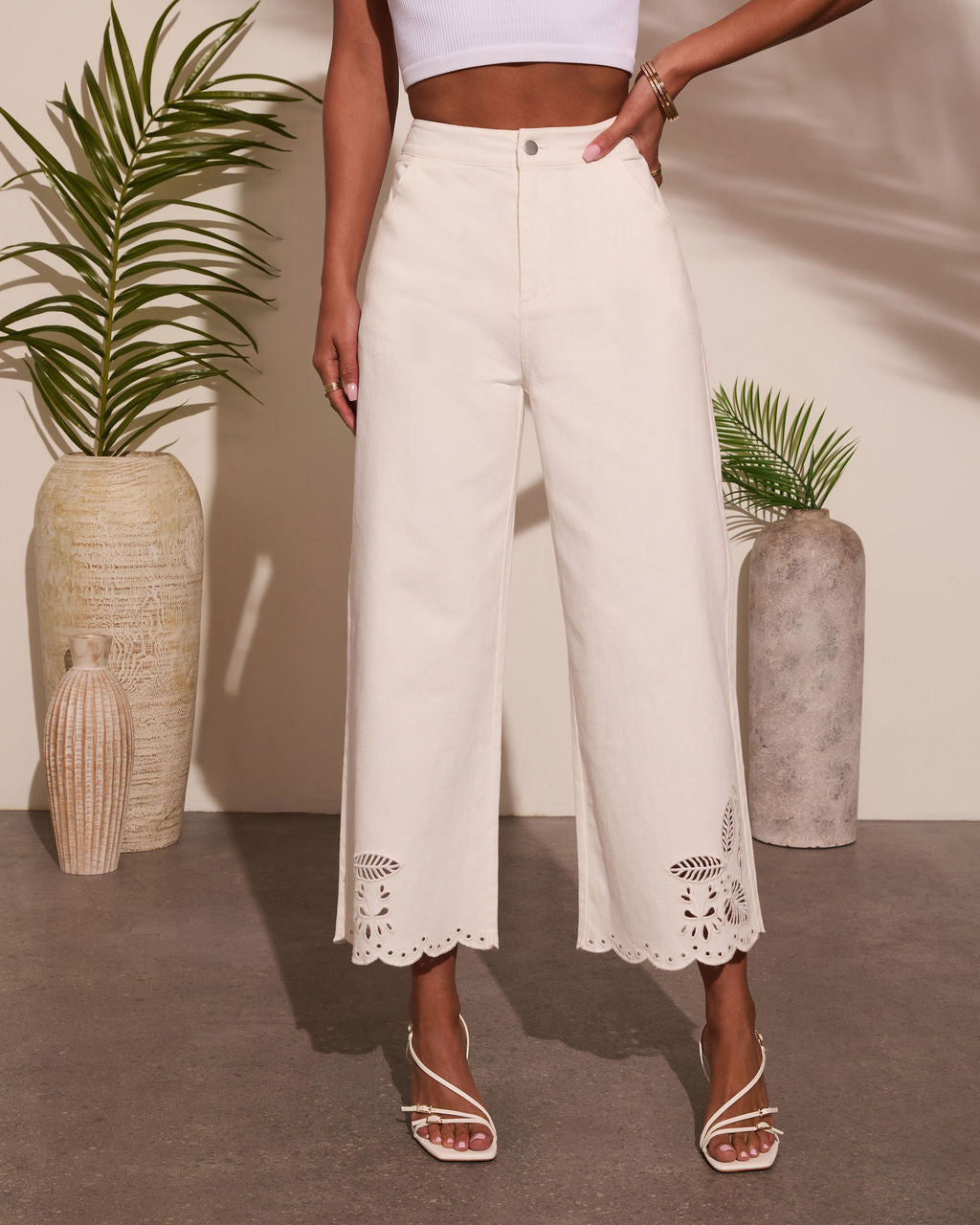 Breezy Ritual Eyelet Scallop Jeans-Vogue Logic